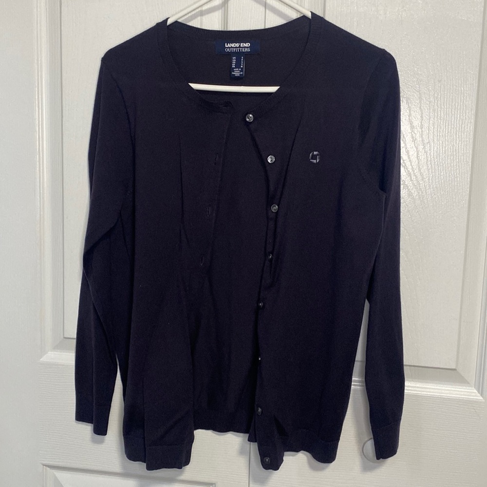 Women's Long Sleeve Performance Fine Gauge Button Front Crew Cardigan Sweater